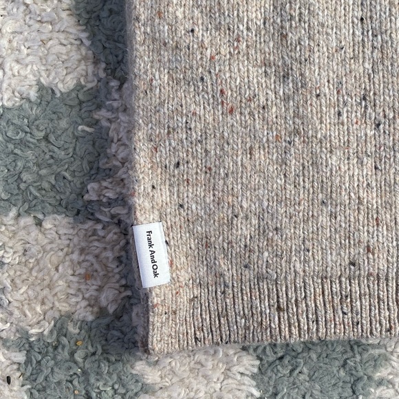 Frank & Oak Donegal Wool Scarf Beige - Picture 3 of 4